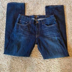 Men’s 32x32 221 Original Straight Lucky Brand jeans. Button fly.